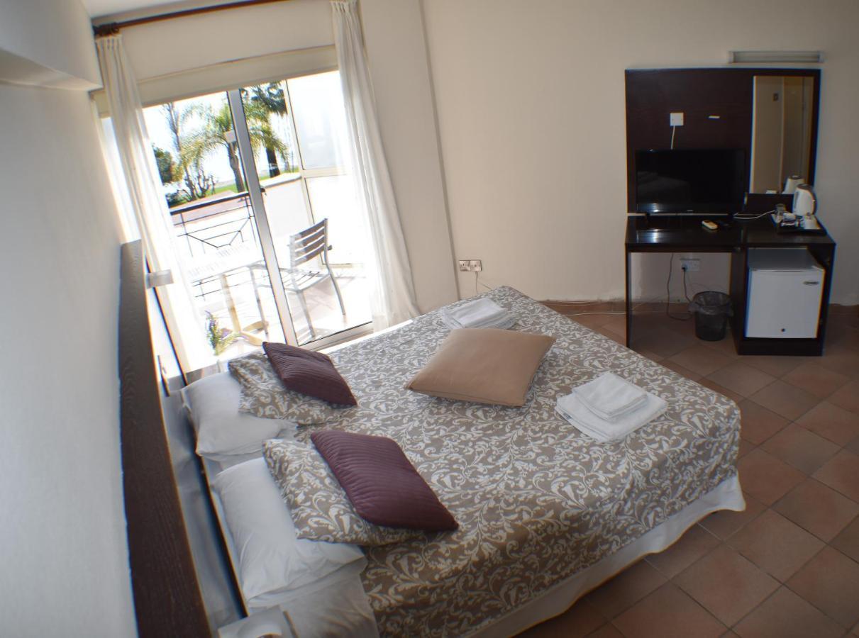 Andreas & Melanie Beach Hotel 总督海滩 外观 照片
