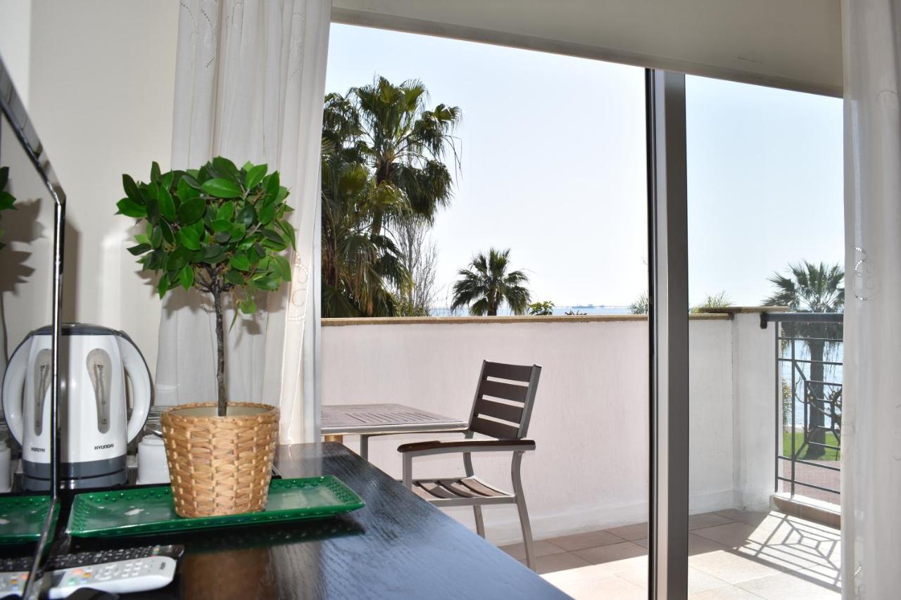Andreas & Melanie Beach Hotel 总督海滩 外观 照片