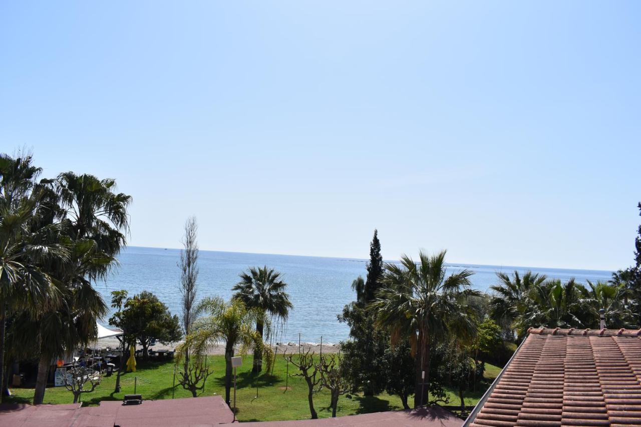 Andreas & Melanie Beach Hotel 总督海滩 外观 照片